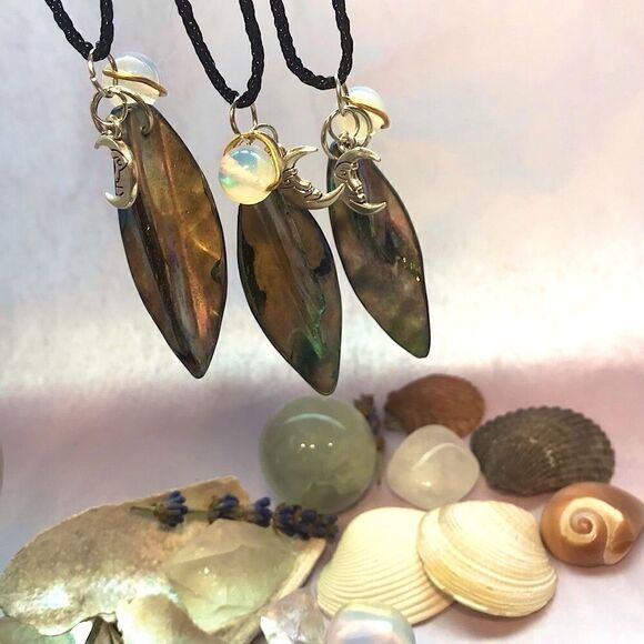 MOONSTONE & MOTHER OF PEARL NECKLACE - Picture 5 of 13